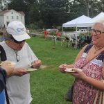 The free samples were very popular.